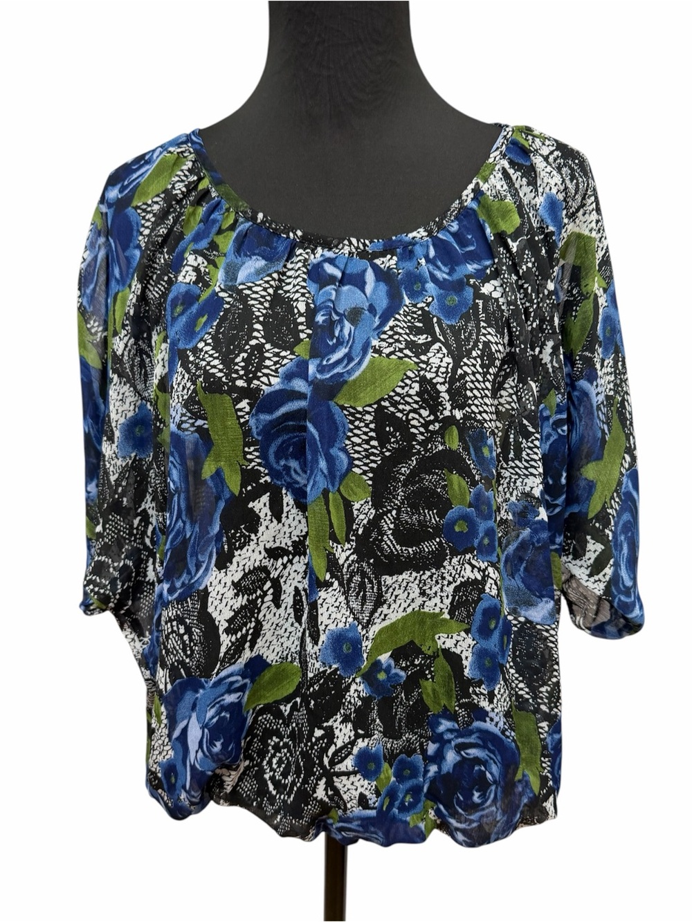 Jaclyn Smith XL Blue Floral Sheer Bubble Hem Blouse Top